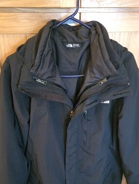 Large, North Face Men's Black, 3 In 1 Jacket